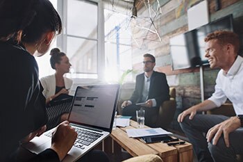 bc_20180503_Share-the-Love-this-Month-Work-with-Other-Small-Business-Owners-v2